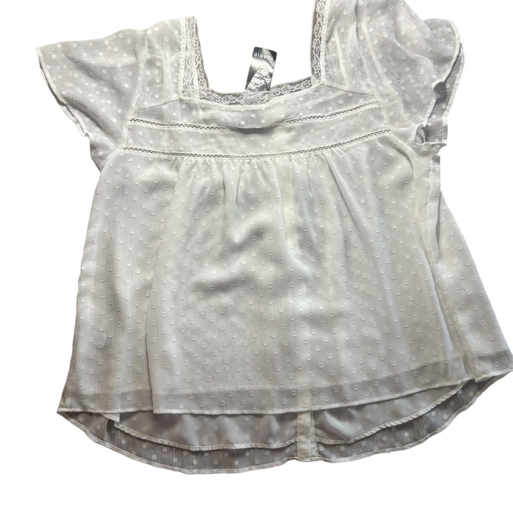 Torrid Chiffon Clip Dot Button-Front Blouse - Picture 5 of 7